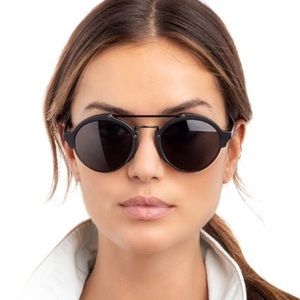 illesteva milan sunglasses in black